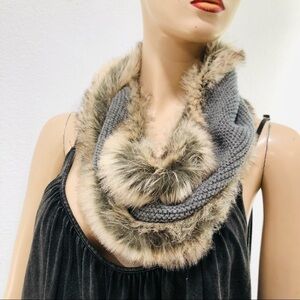 Surell infinity scarf gray, tan